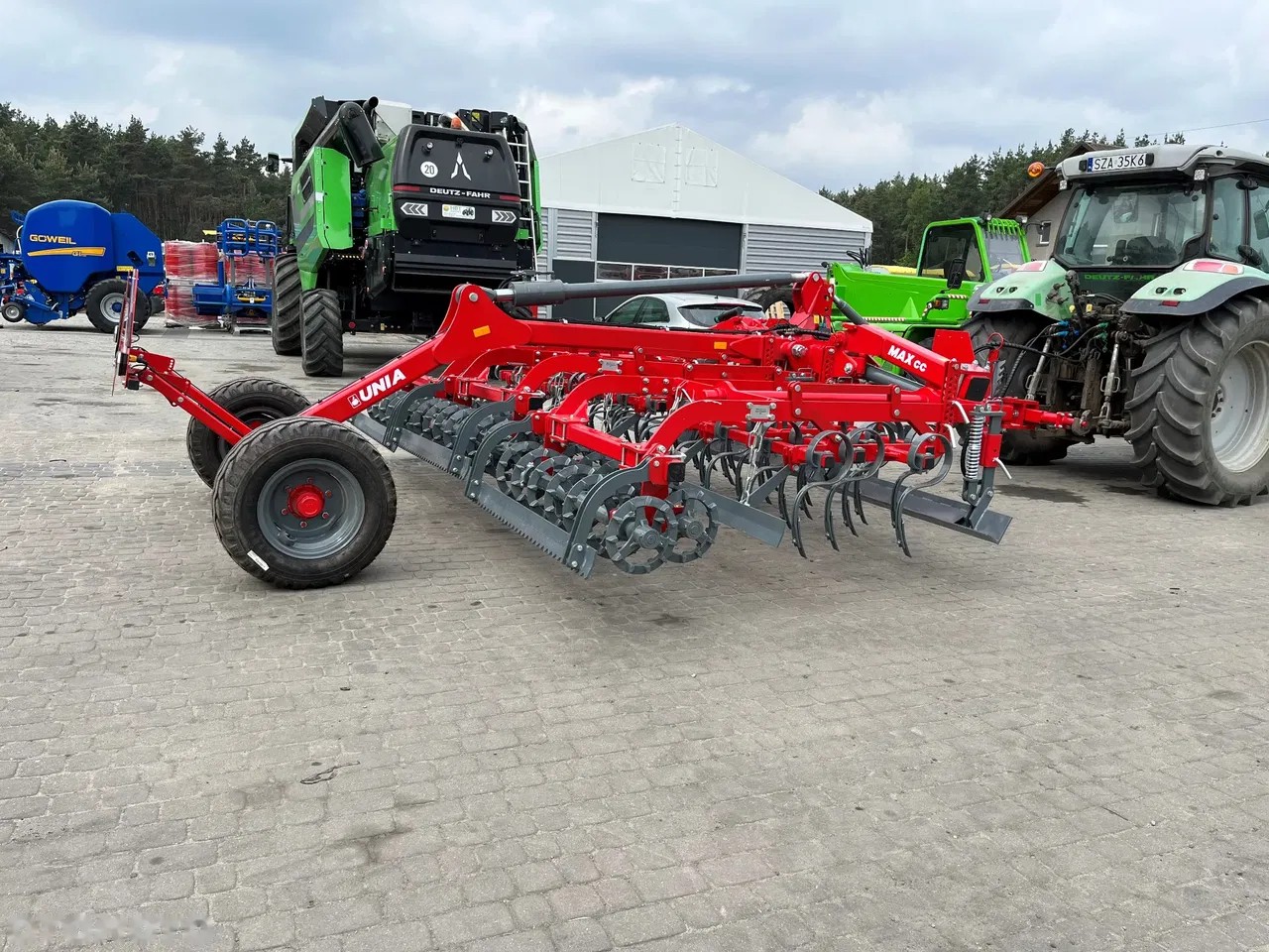 2023 Unia, Import Auf Lager in der EU — Foto 1