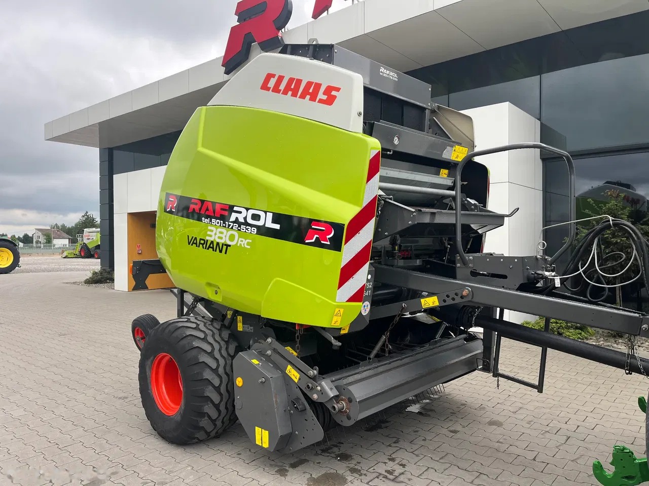 2015 Claas Variant 380 RC Pro, Import Auf Lager in der EU — Foto 2 z 14