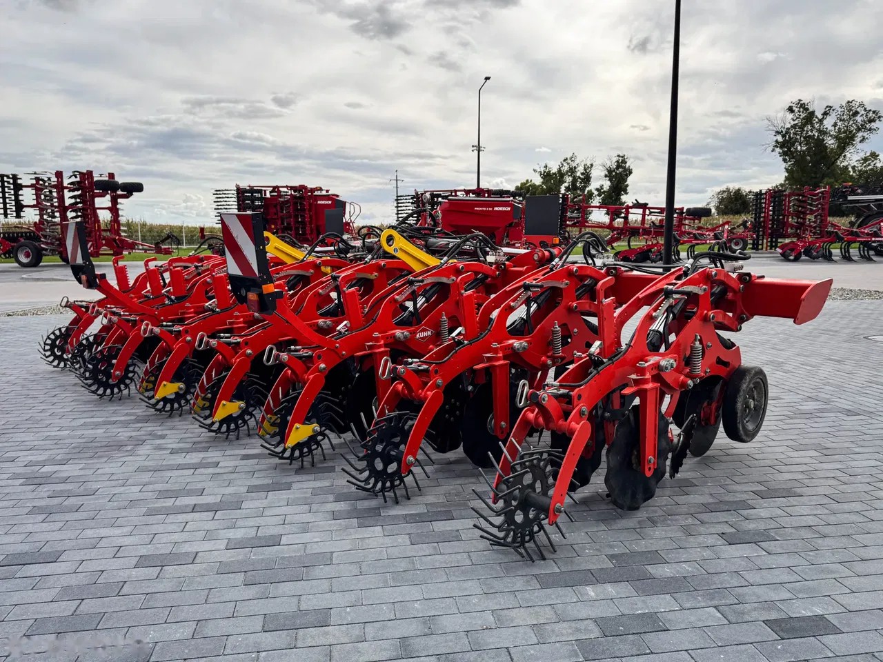 2023 Kuhn STRIGER 600R, Import Auf Lager in der EU — Foto 6 z 9