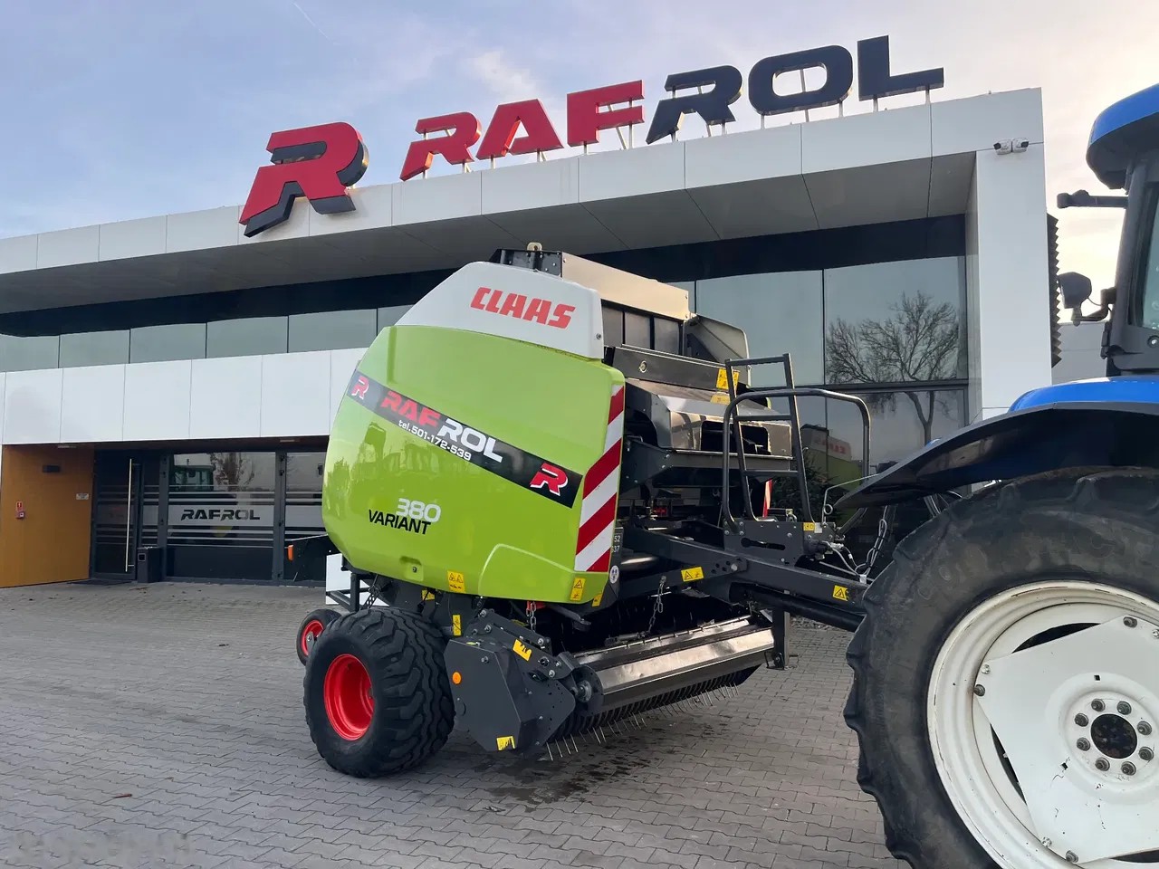 2013 Claas Variant 380, Import Auf Lager in der EU — Foto 1 | AMECAR 2013 Claas Variant 380, Import Auf Lager in der EU — Foto 1