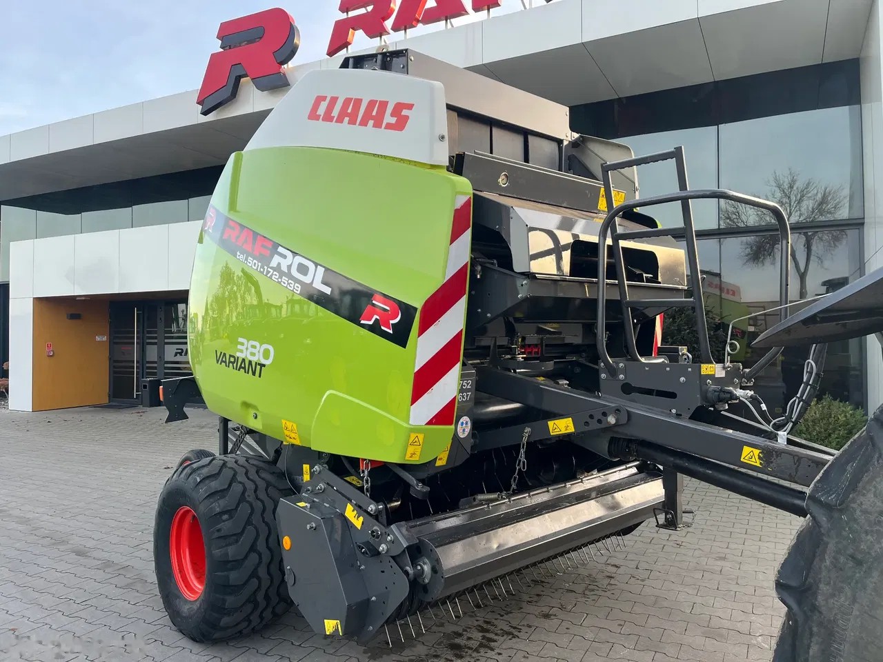 2013 Claas Variant 380, Import Auf Lager in der EU — Foto 2 z 13