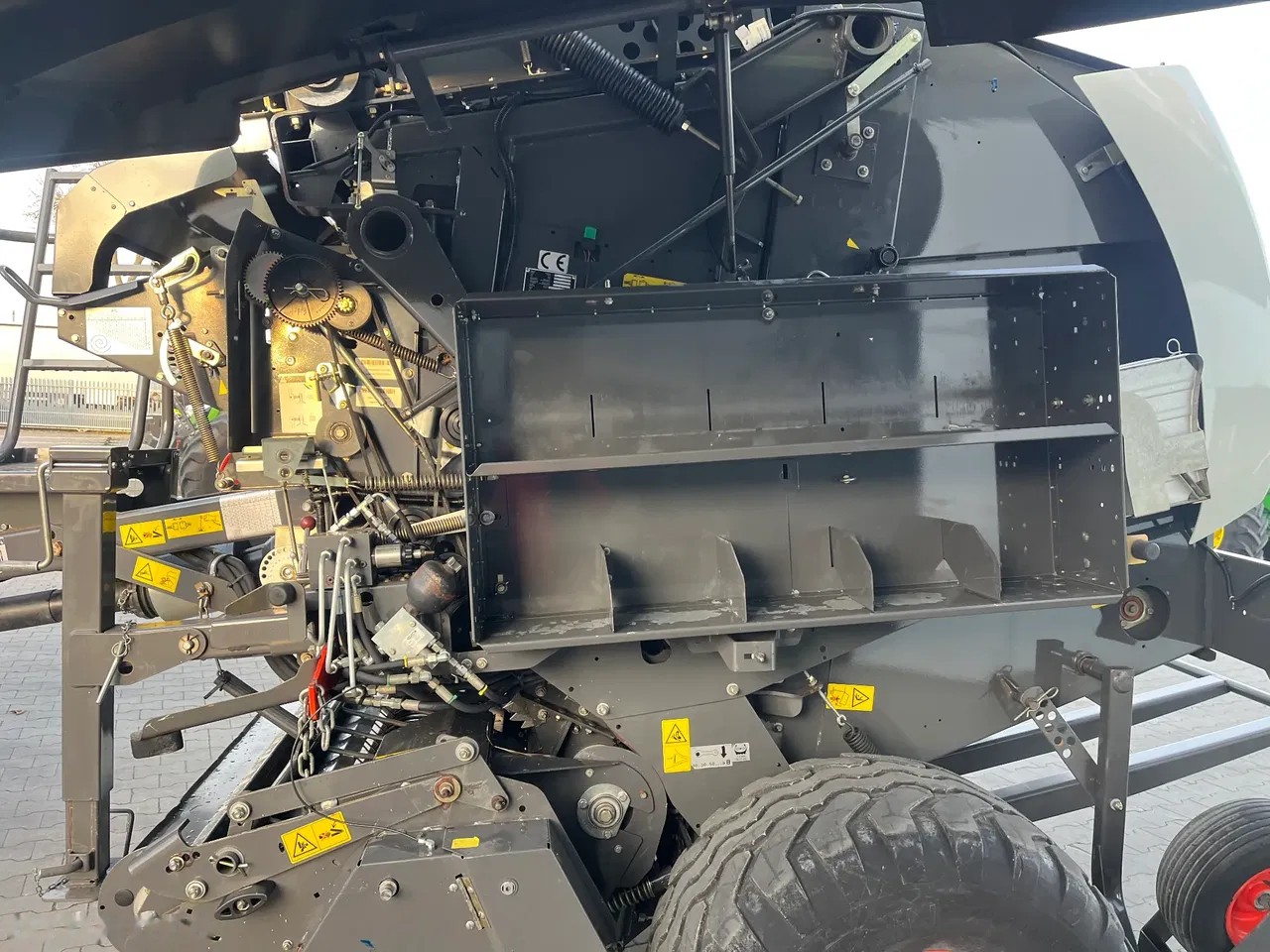 2013 Claas Variant 380, Import Auf Lager in der EU — Foto 9 z 13