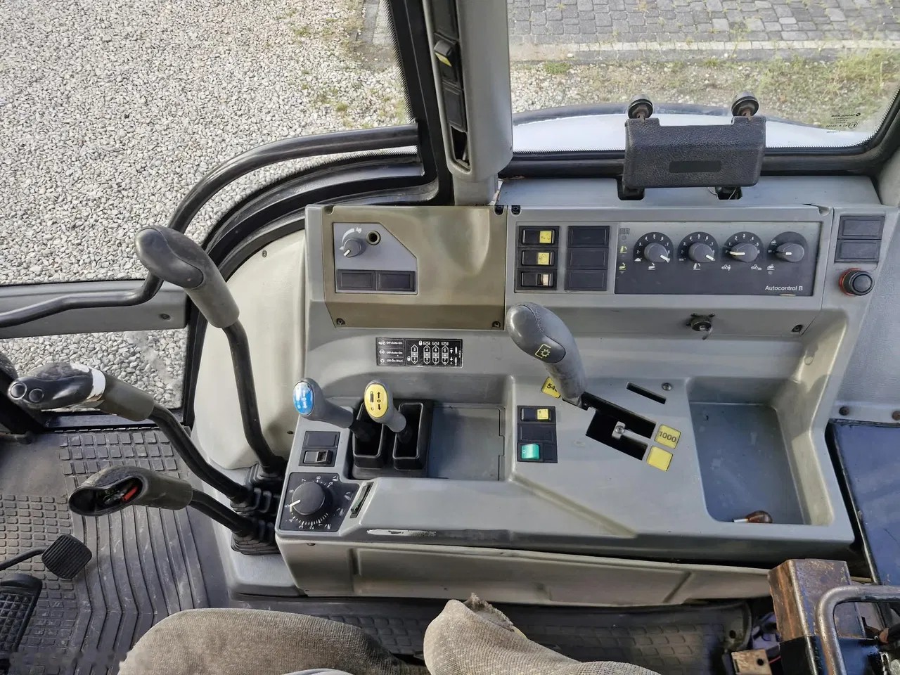 2004 Valtra T120, 12.323 mth, Import Auf Lager in der EU — Foto 10 z 14