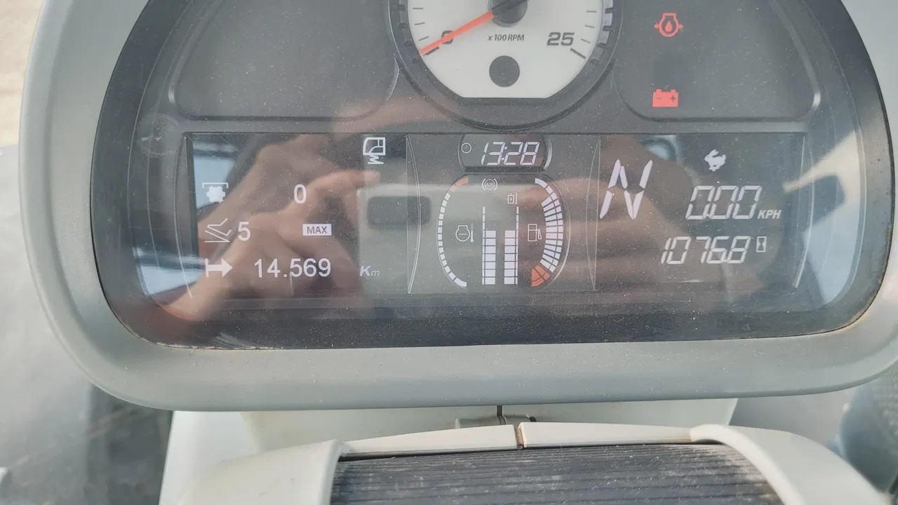 2016 Valtra S274, 1.076 mth, Import Auf Lager in der EU — Foto 12 z 19