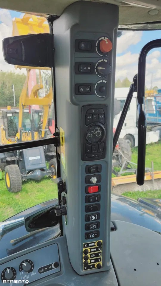 2016 Valtra S274, 1.076 mth, Import Auf Lager in der EU — Foto 16 z 19