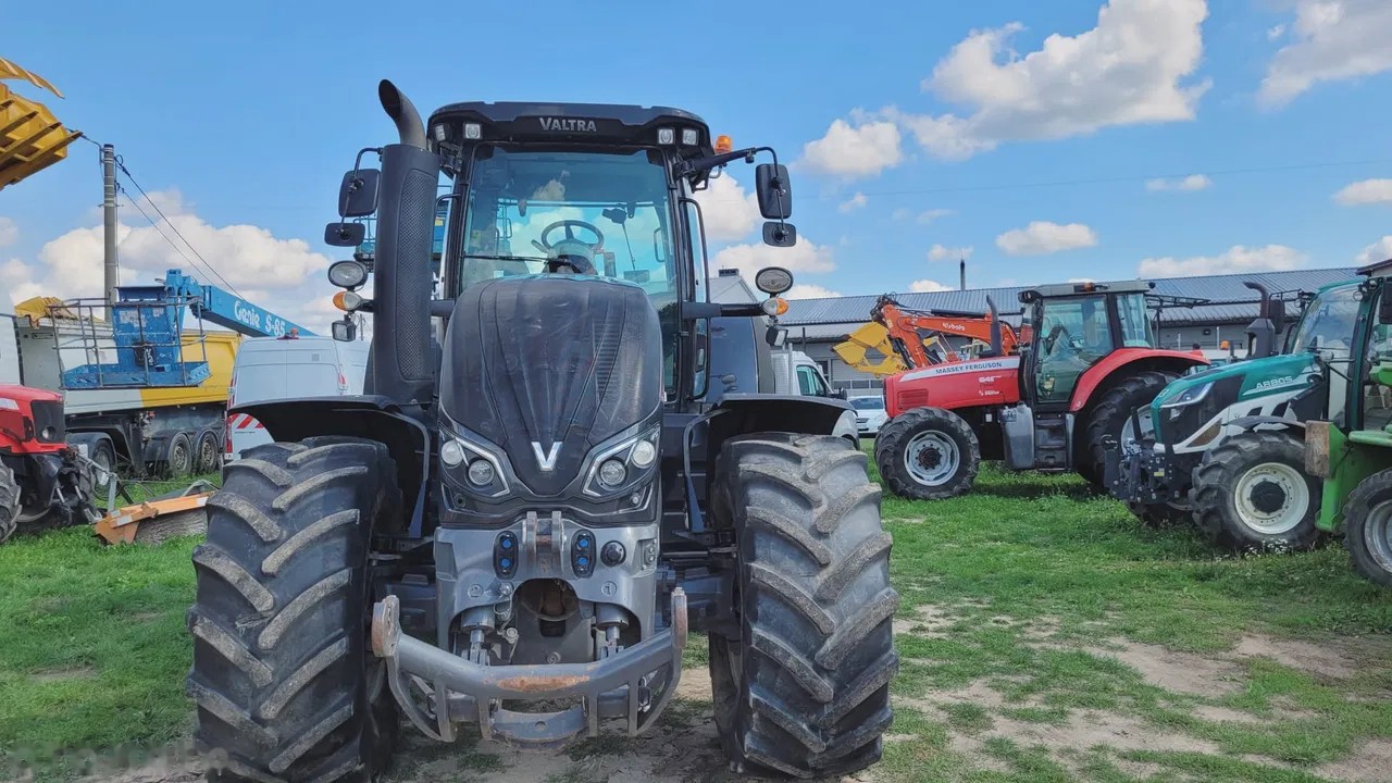2016 Valtra S274, 1.076 mth, Import Auf Lager in der EU — Foto 8 z 19