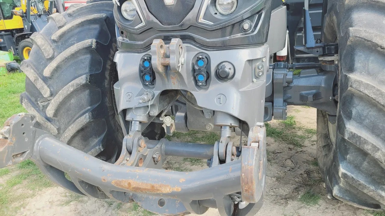 2016 Valtra S274, 1.076 mth, Import Auf Lager in der EU — Foto 9 z 19