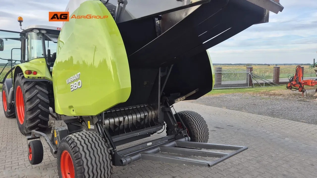 2008 Claas VARIANT 380 RF, Import Auf Lager in der EU — Foto 9 z 18
