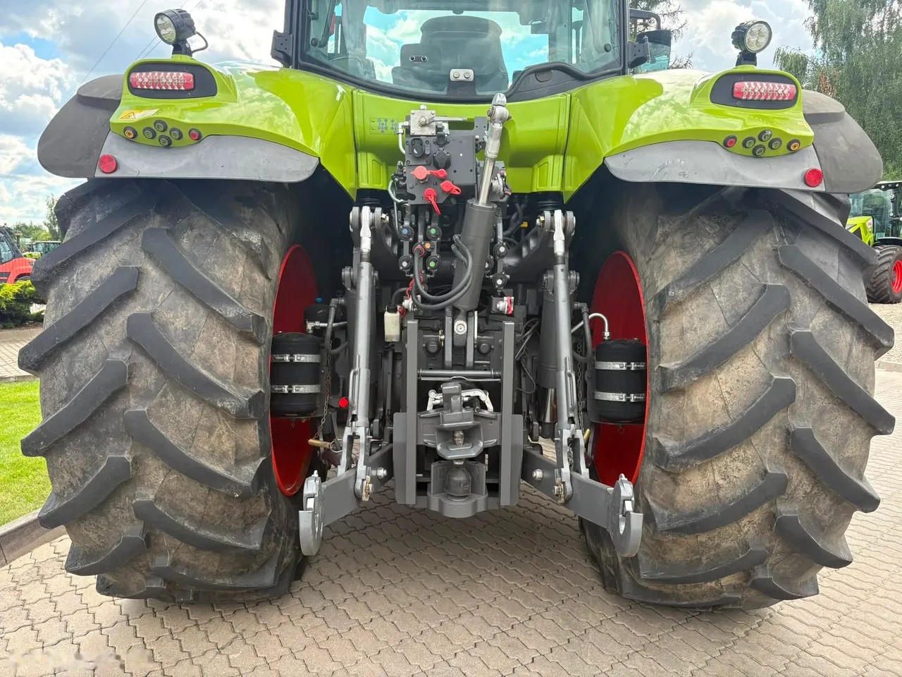 2018 Claas AXION 830 CMATIC, 4.755 mth, Import Auf Lager in der EU — Foto 15 z 24