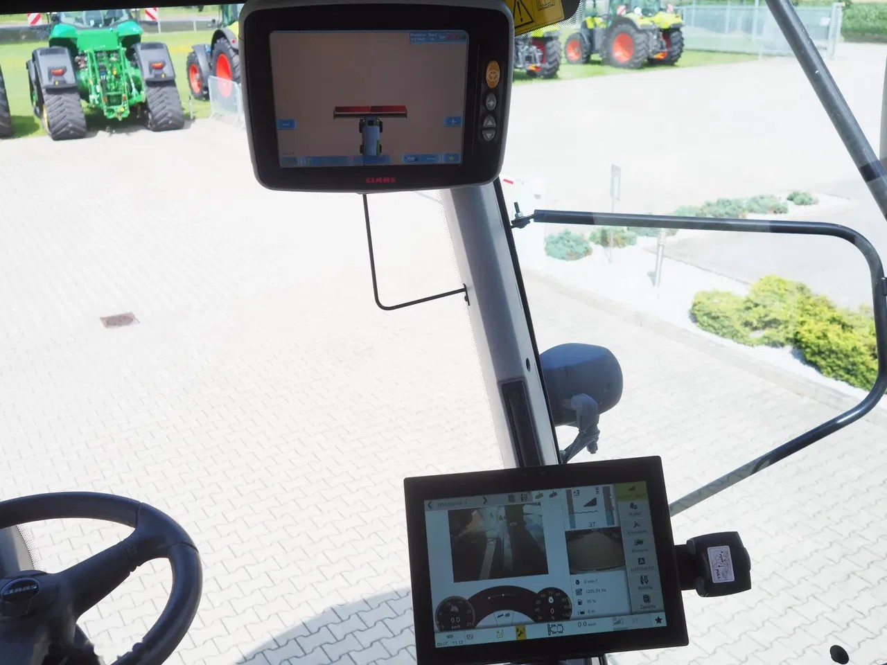 2020 Claas LEXION, 1.924 mth, Import Auf Lager in der EU — Foto 7 z 12