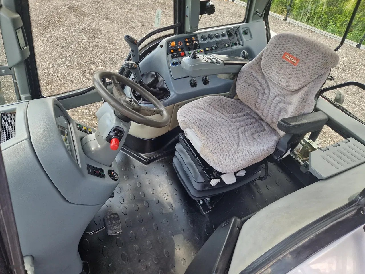 2006 Valtra T190, 9.624 mth, Import Auf Lager in der EU — Foto 7 z 24