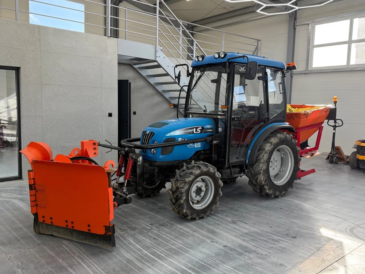 2015 Ls Traktor RS60, 850 mth, Import Auf Lager in der EU — Foto 10 z 24