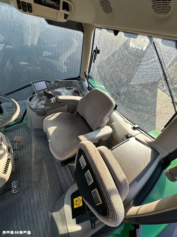 2018 John Deere 6155R, 5.265 mth, Import Auf Lager in der EU — Foto 7 z 8