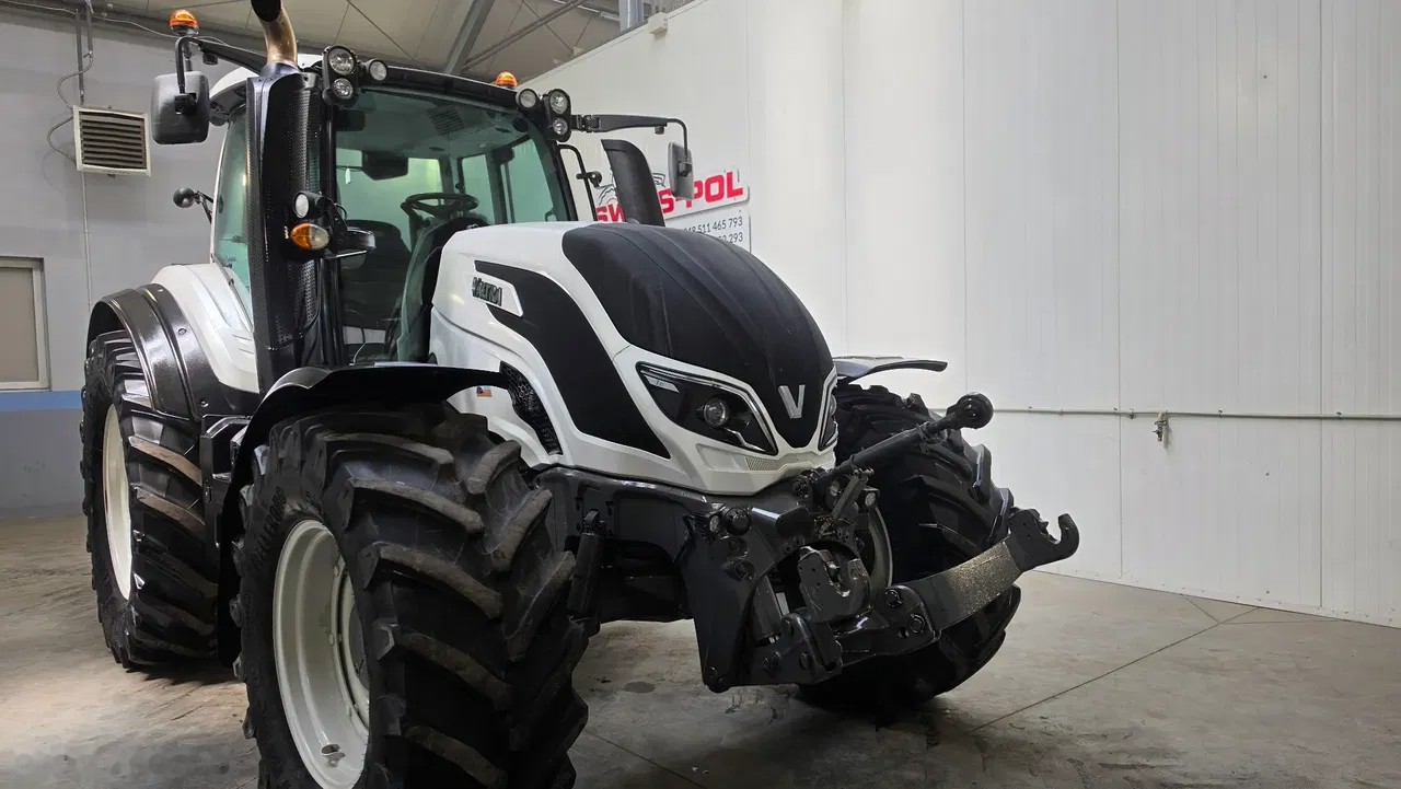 2015 Valtra, 4.200 mth, Import Auf Lager in der EU — Foto 15 z 24