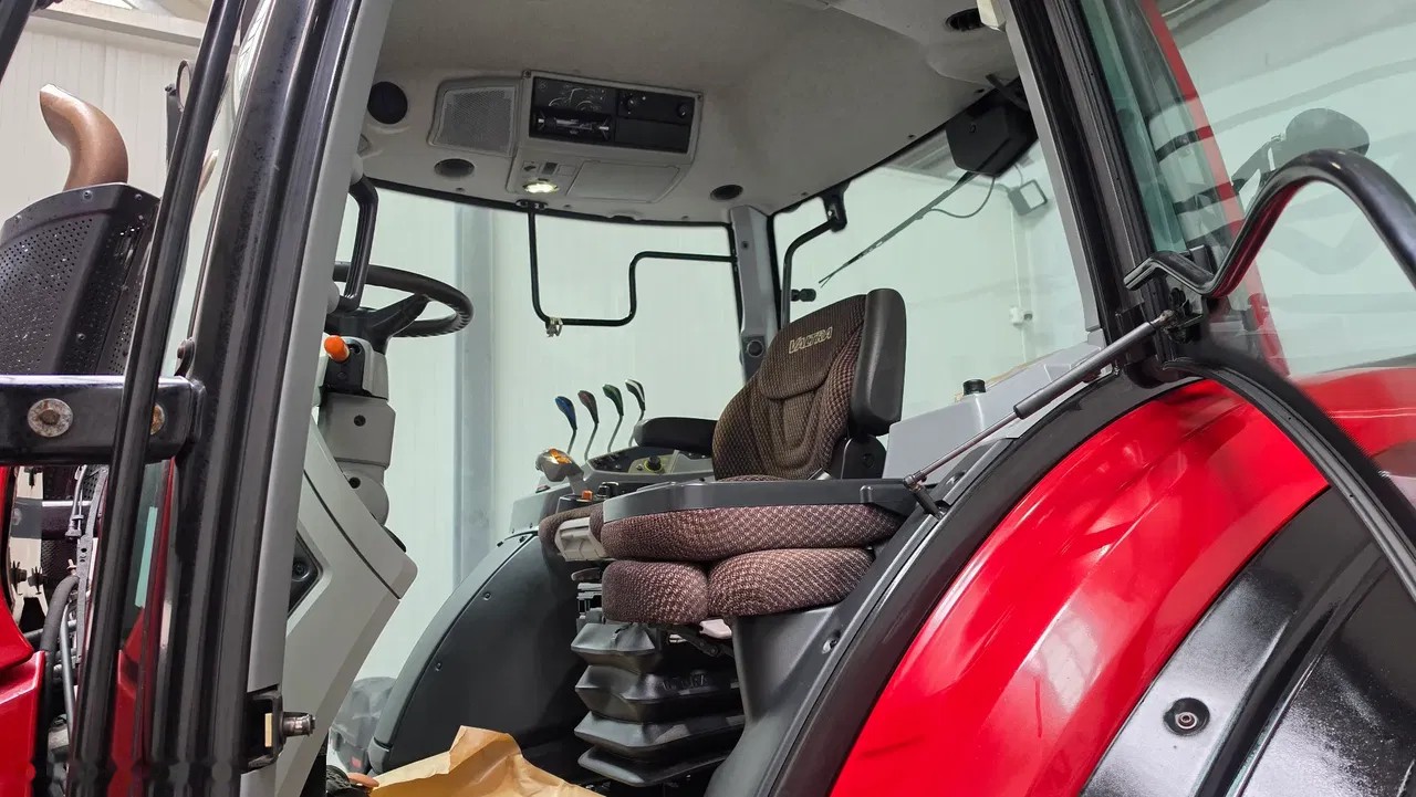 2015 Valtra, 4.200 mth, Import Auf Lager in der EU — Foto 4 z 24