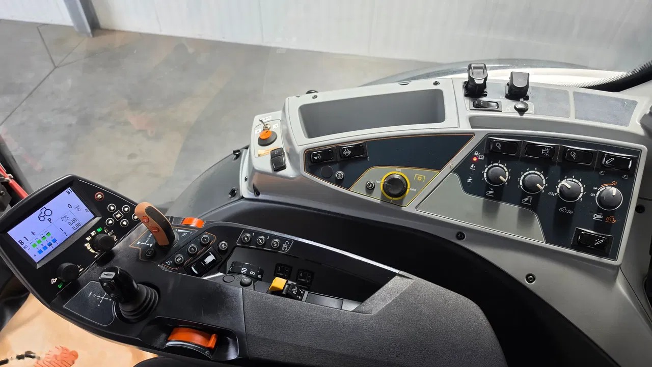 2015 Valtra, 4.200 mth, Import Auf Lager in der EU — Foto 9 z 24
