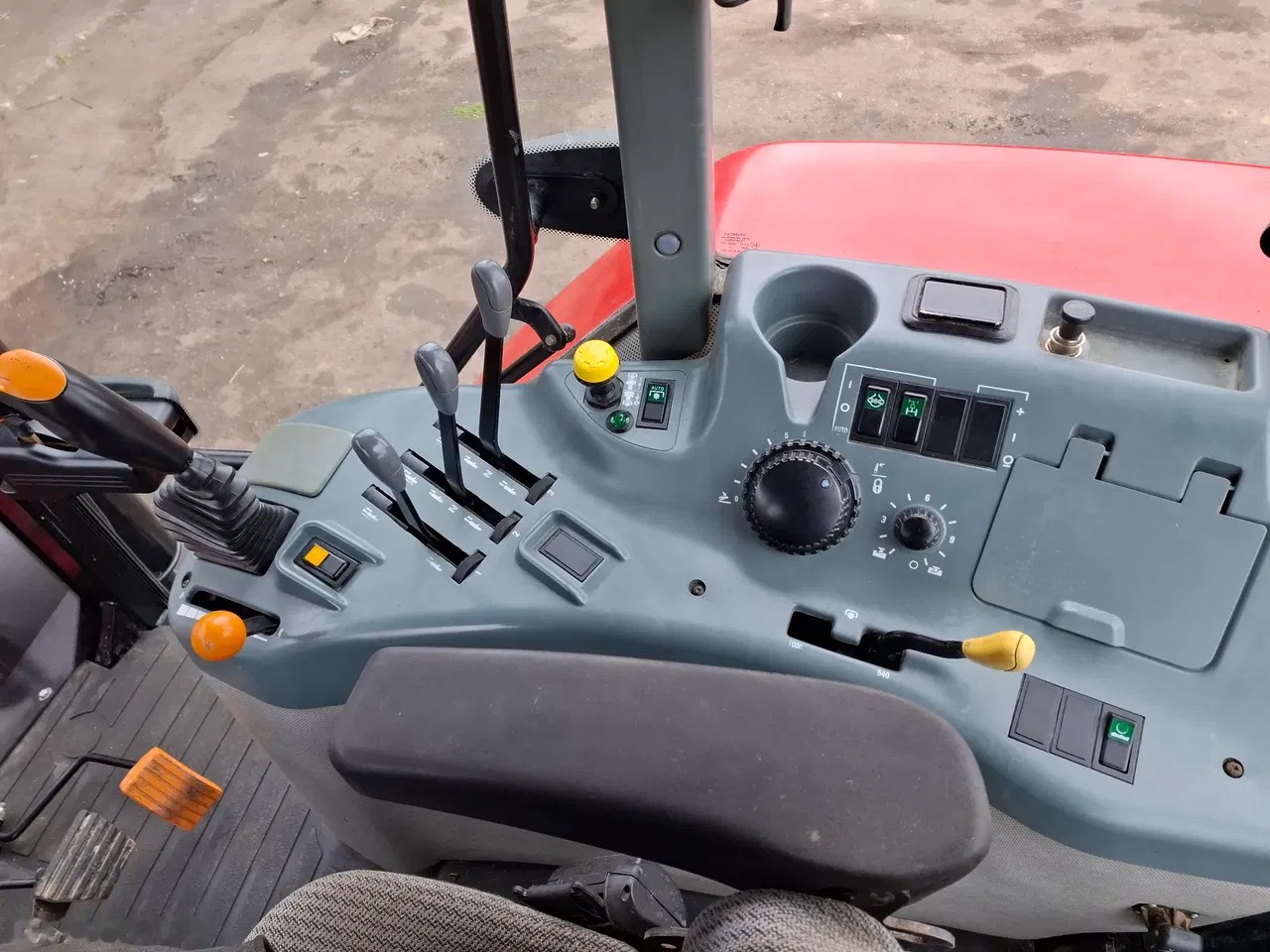 2004 MCCORMICK MTX 150, 8.500 mth, Import Auf Lager in der EU — Foto 9 z 14
