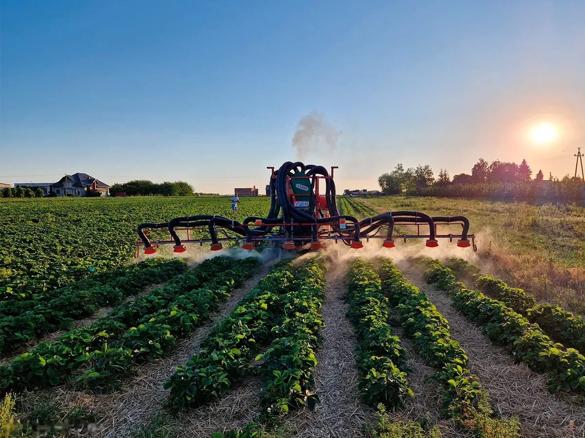 2026 Agrola, Import Auf Lager in der EU — Foto 7 z 7