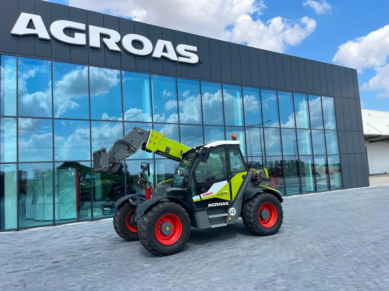 2023 Claas SCORPION, 4.271 mth, Import Auf Lager in der EU — Foto 1 | AMECAR 2023 Claas SCORPION, 4.271 mth, Import Auf Lager in der EU — Foto 1