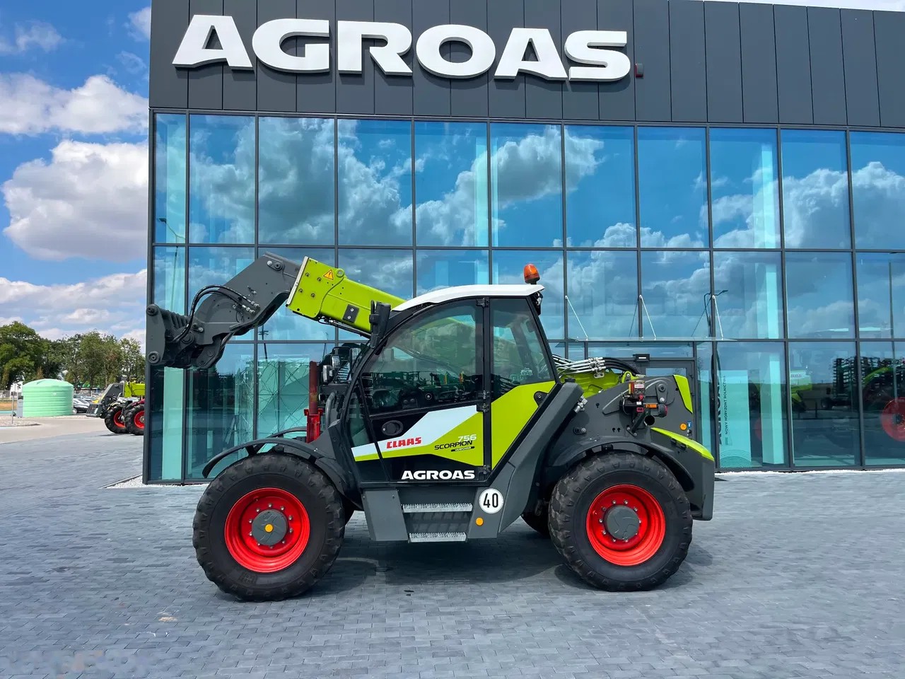 2023 Claas SCORPION, 4.271 mth, Import Auf Lager in der EU — Foto 2 z 24