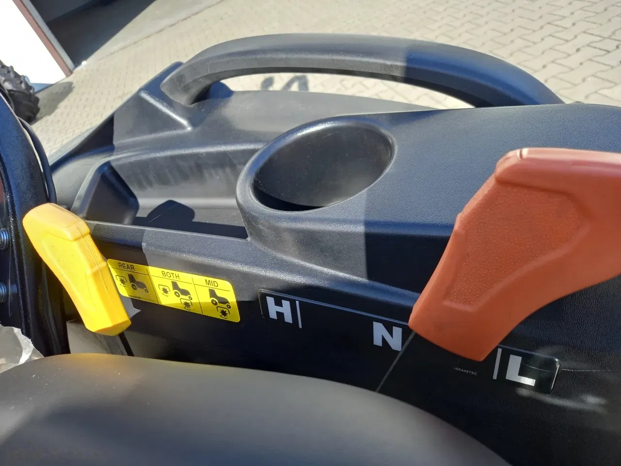 2025 Solis, Import Auf Lager in der EU — Foto 7 z 12