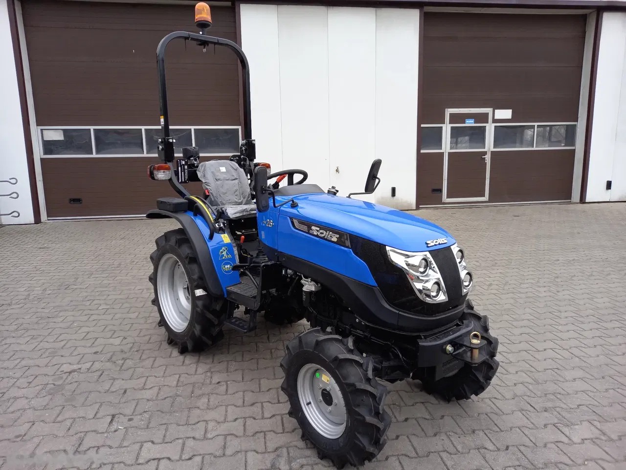 2026 Solis, Import Auf Lager in der EU — Foto 3 z 6