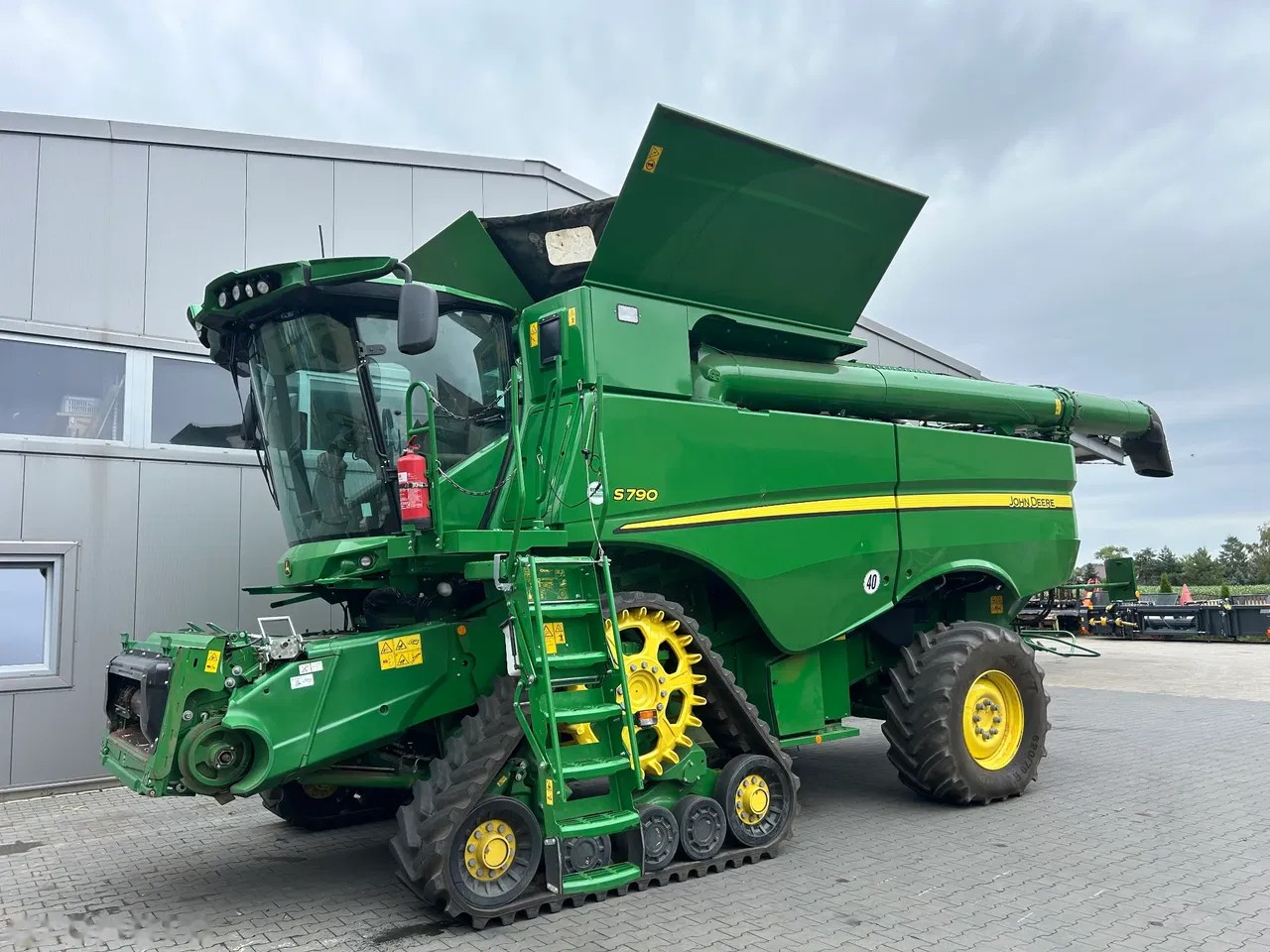 2023 John Deere S790, 210 mth, Import Auf Lager in der EU — Foto 2 z 19