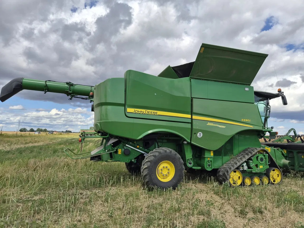 2016 John Deere S690i, 1.757 mth, Import Auf Lager in der EU — Foto 7 z 14