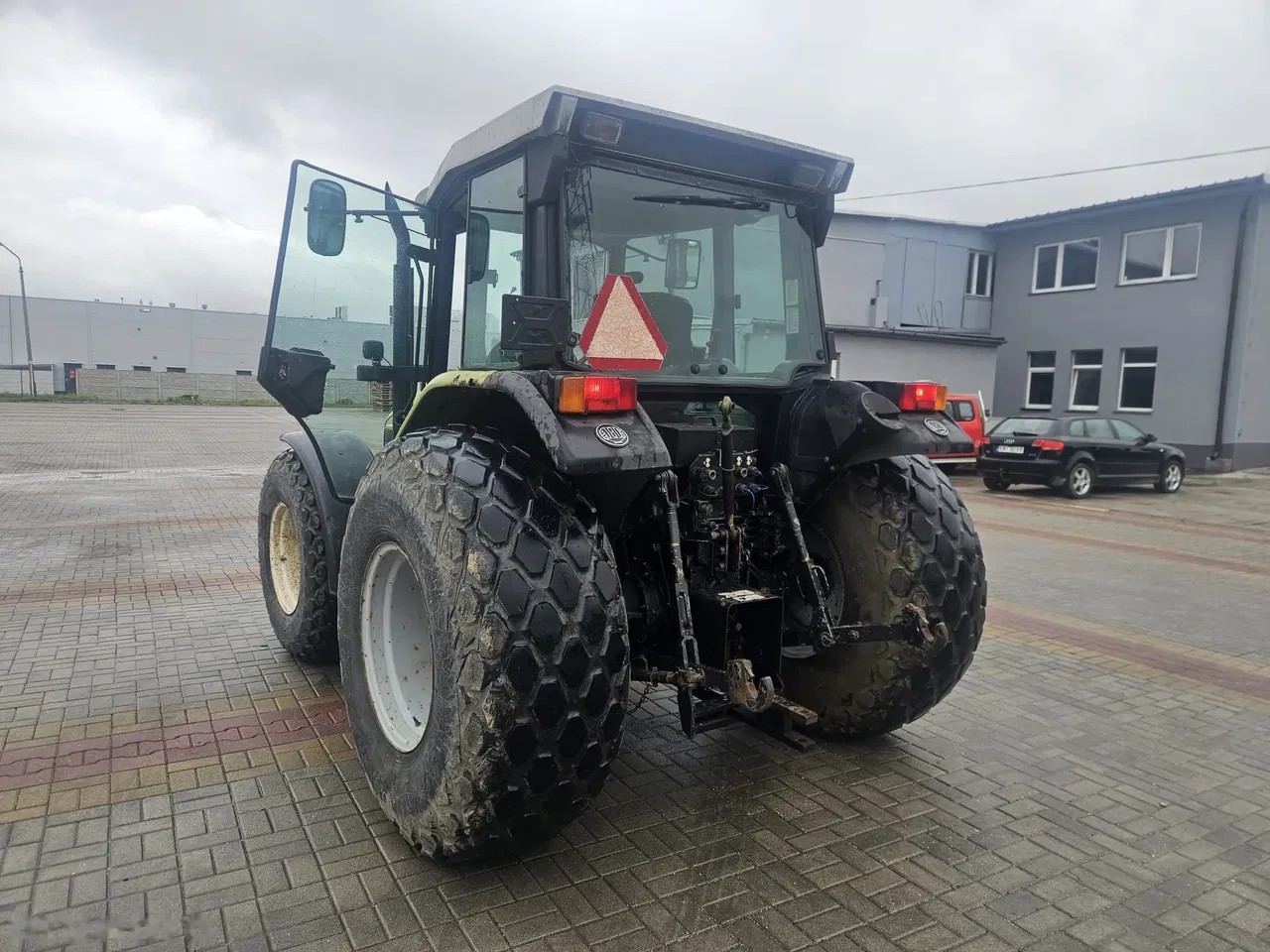 2004 Hurlimann XT 85, 9.031 mth, Import Auf Lager in der EU — Foto 4 z 10