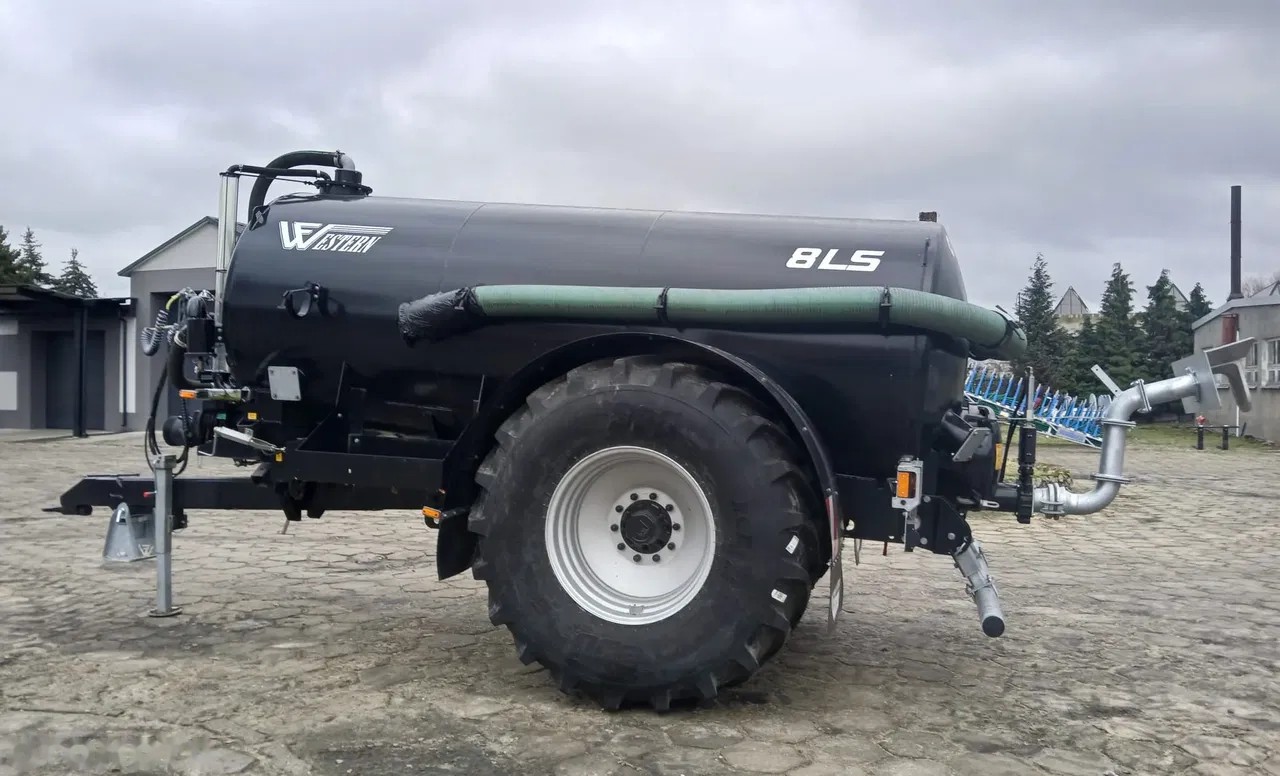2023 Western WF8LS, Import Auf Lager in der EU — Foto 3 z 9
