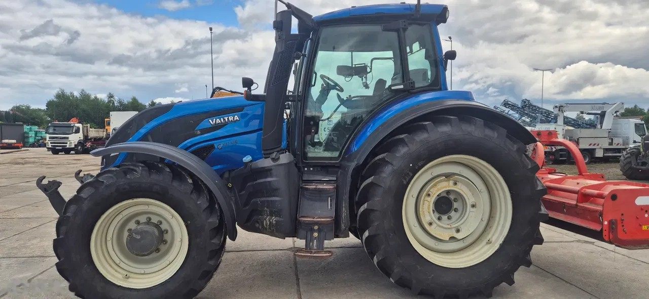 2016 Valtra T234, 7.500 mth, Import Auf Lager in der EU — Foto 8 z 19