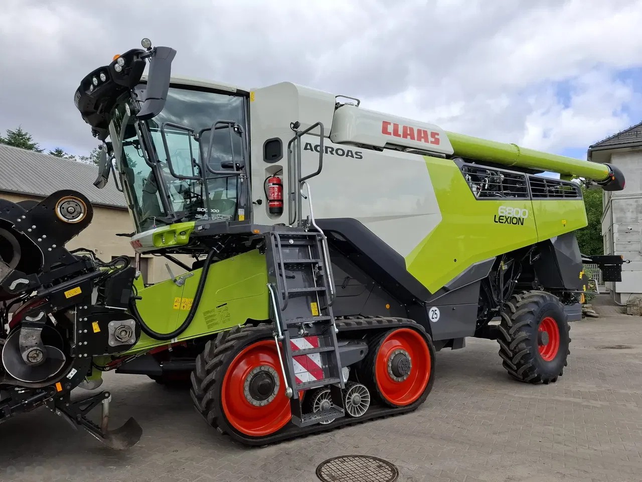 2025 Claas Lexion 6800, 480 mth, Import Auf Lager in der EU — Foto 1