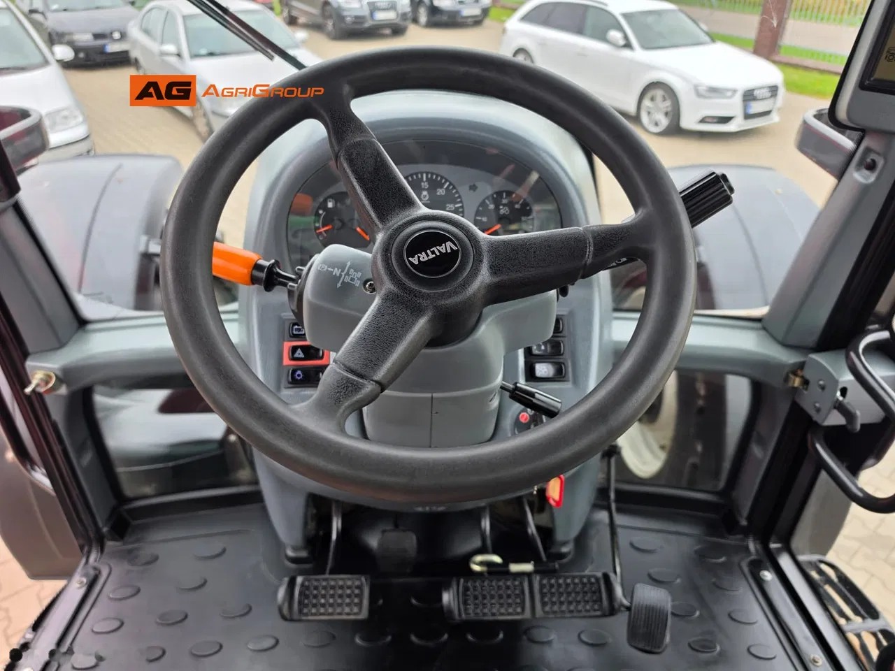 2013 Valtra T182 Direct, 6.650 mth, Import Auf Lager in der EU — Foto 15 z 20