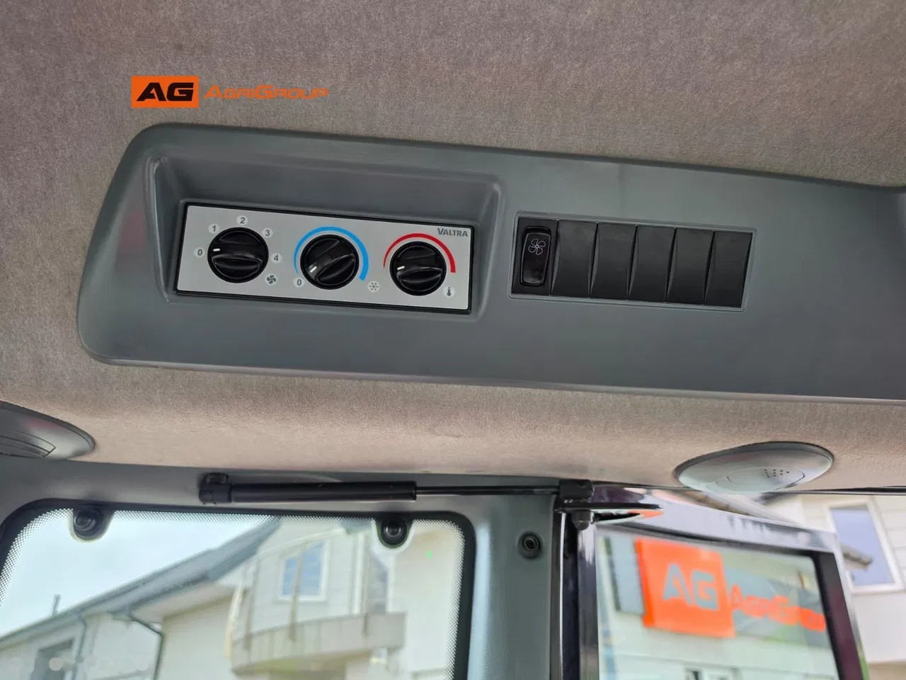 2013 Valtra T182 Direct, 6.650 mth, Import Auf Lager in der EU — Foto 16 z 20