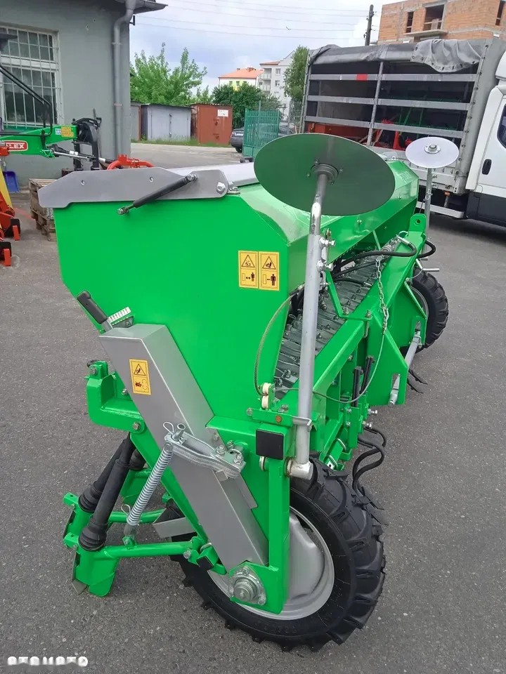 2025 Bomet SIEWNIK, Import Auf Lager in der EU — Foto 10 z 12