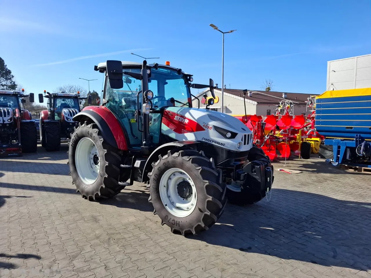 2025 Steyr Plus 4090, Import Auf Lager in der EU — Foto 1