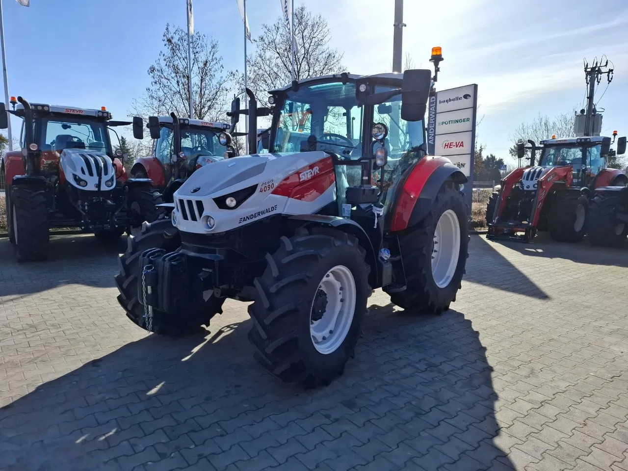 2025 Steyr Plus 4090, Import Auf Lager in der EU — Foto 2 z 8