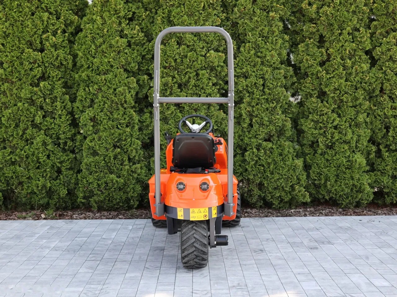 2026 JCB INNY, Import Auf Lager in der EU — Foto 7 z 24
