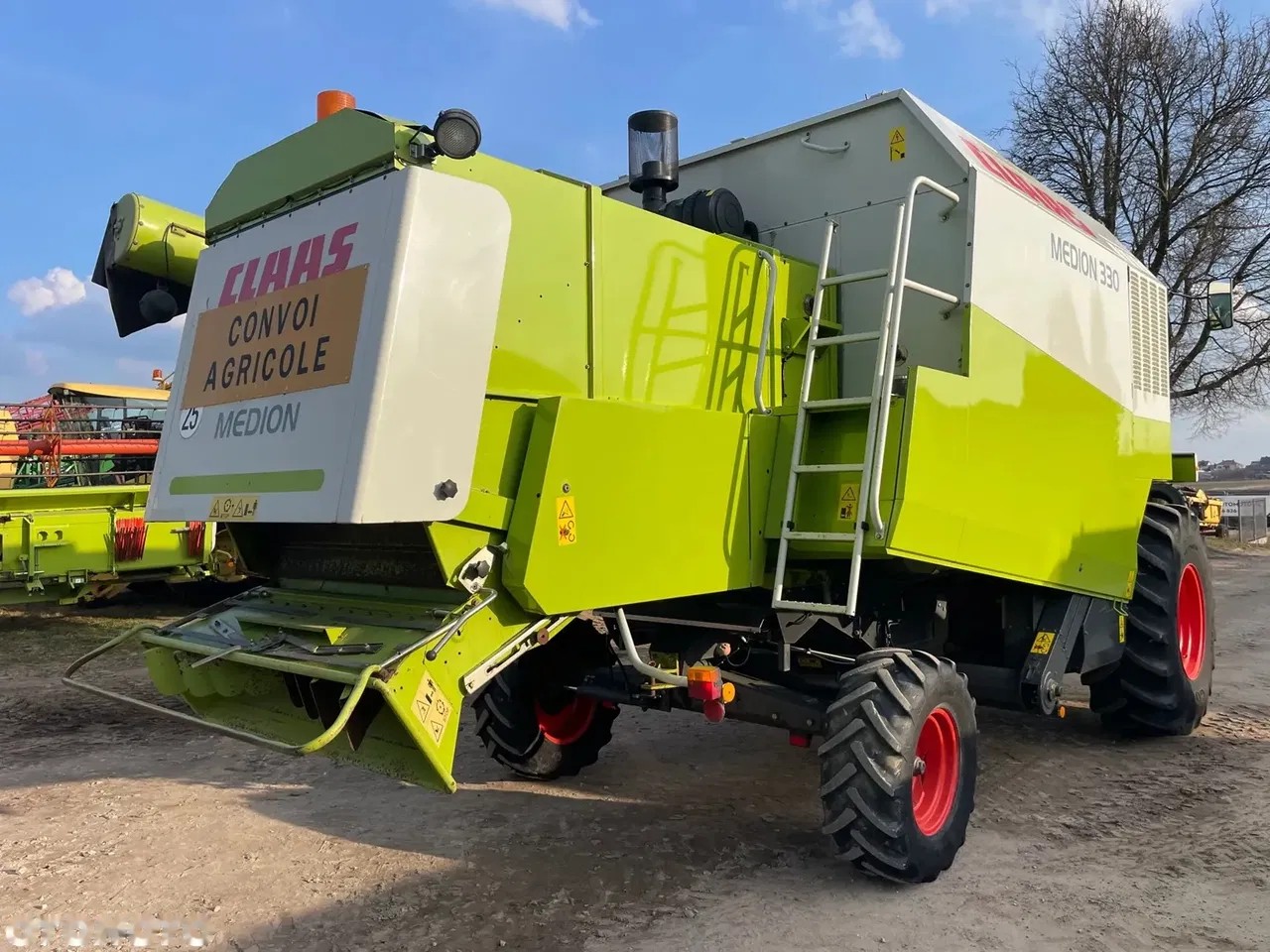 2001 Claas Medion 330, Import Auf Lager in der EU — Foto 4 z 21