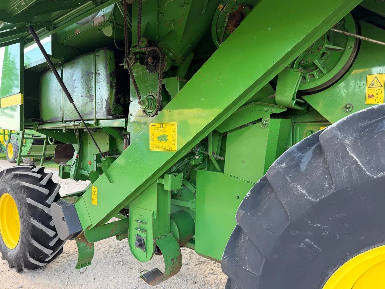 2001 John Deere 2256, Import Auf Lager in der EU — Foto 12 z 20