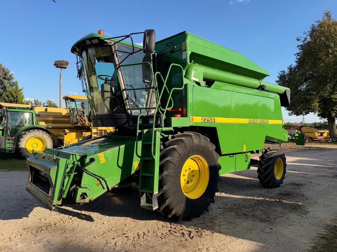 2001 John Deere 2256, Import Auf Lager in der EU — Foto 4 z 20