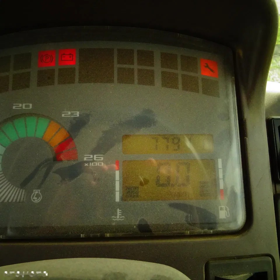 1998 Renault Ares 710, 7.790 mth, Import Auf Lager in der EU — Foto 12 z 12