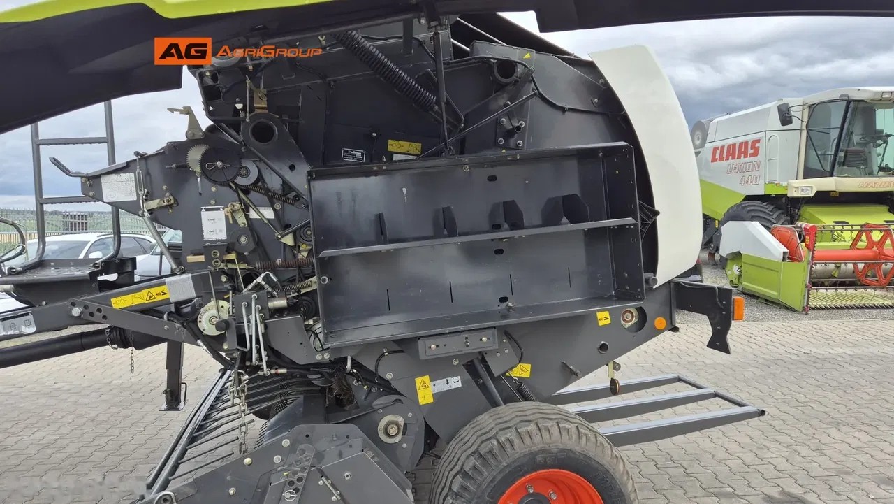 2007 Claas VARIANT 360 RF, Import Auf Lager in der EU — Foto 9 z 13