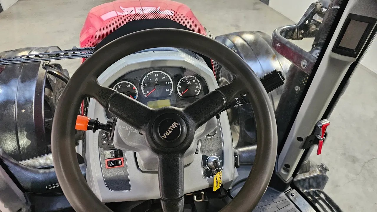 2017 Valtra, 5.500 mth, Import Auf Lager in der EU — Foto 15 z 15