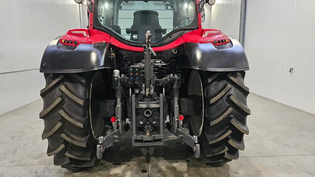 2017 Valtra, 5.500 mth, Import Auf Lager in der EU — Foto 8 z 15