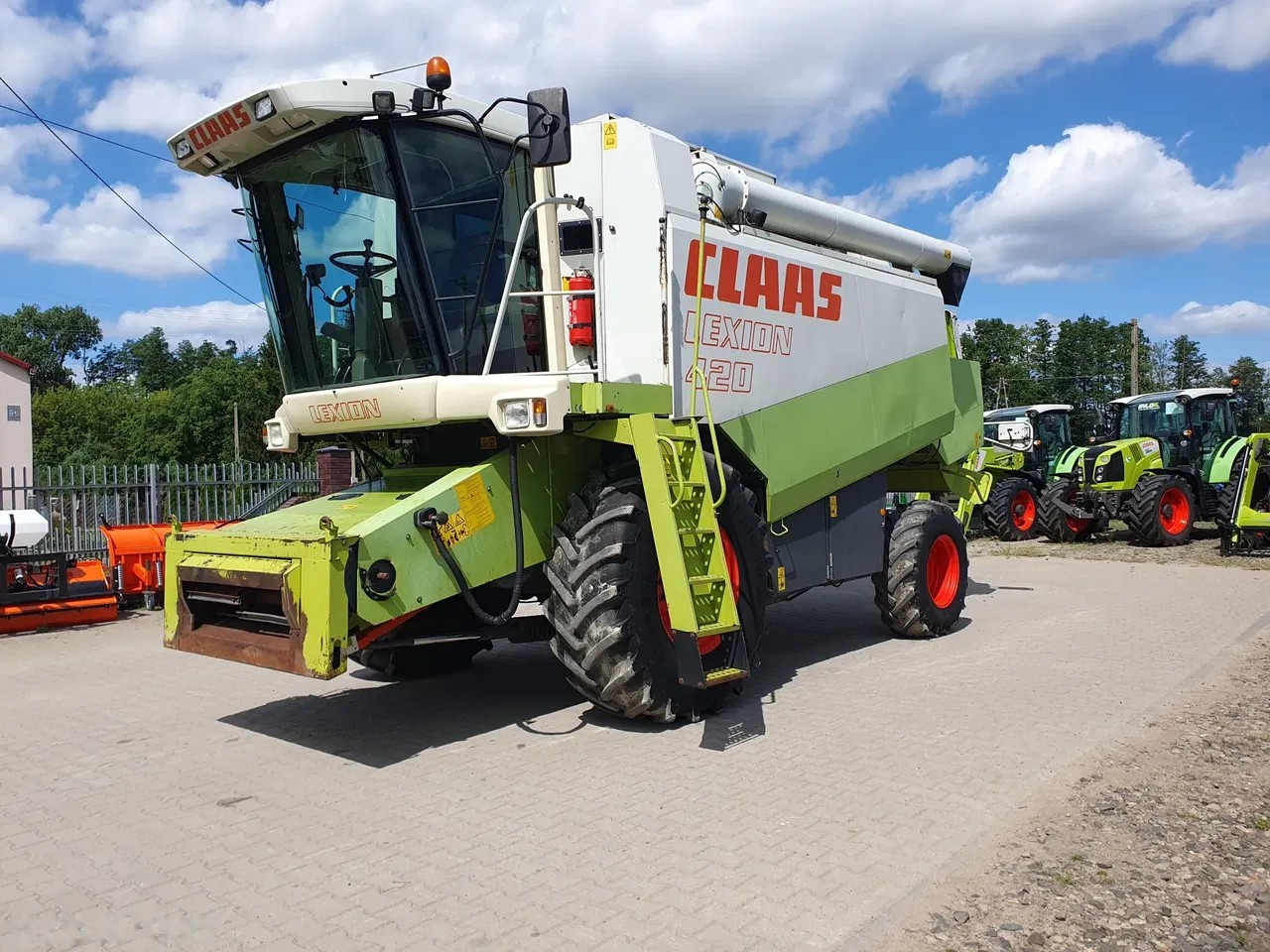 2000 Claas Lexion 420, Import Auf Lager in der EU — Foto 4 z 21