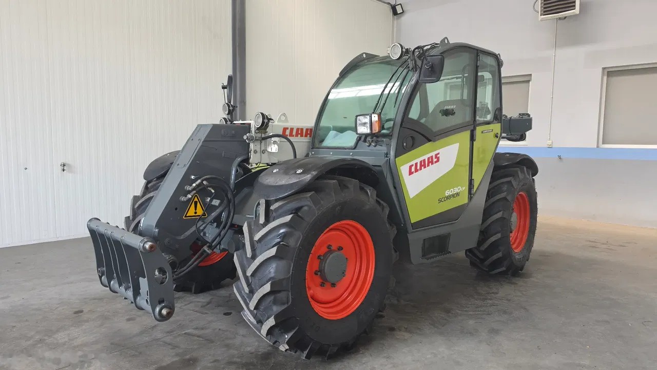 2013 Claas SCORPION, 6.200 mth, Import Auf Lager in der EU — Foto 7 z 17