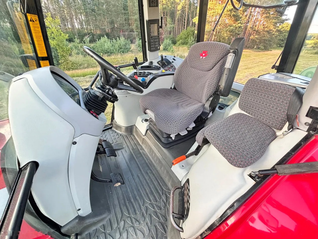 2004 Massey Ferguson, 7.752 mth, Import Auf Lager in der EU — Foto 9 z 20