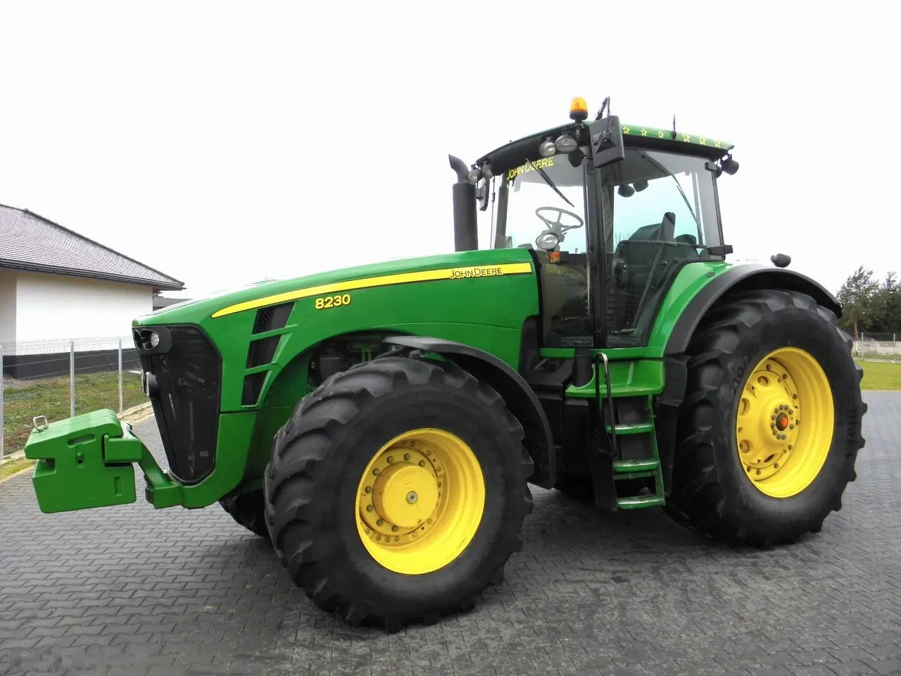 2009 John Deere 8230, 10.800 mth, Import Auf Lager in der EU — Foto 1