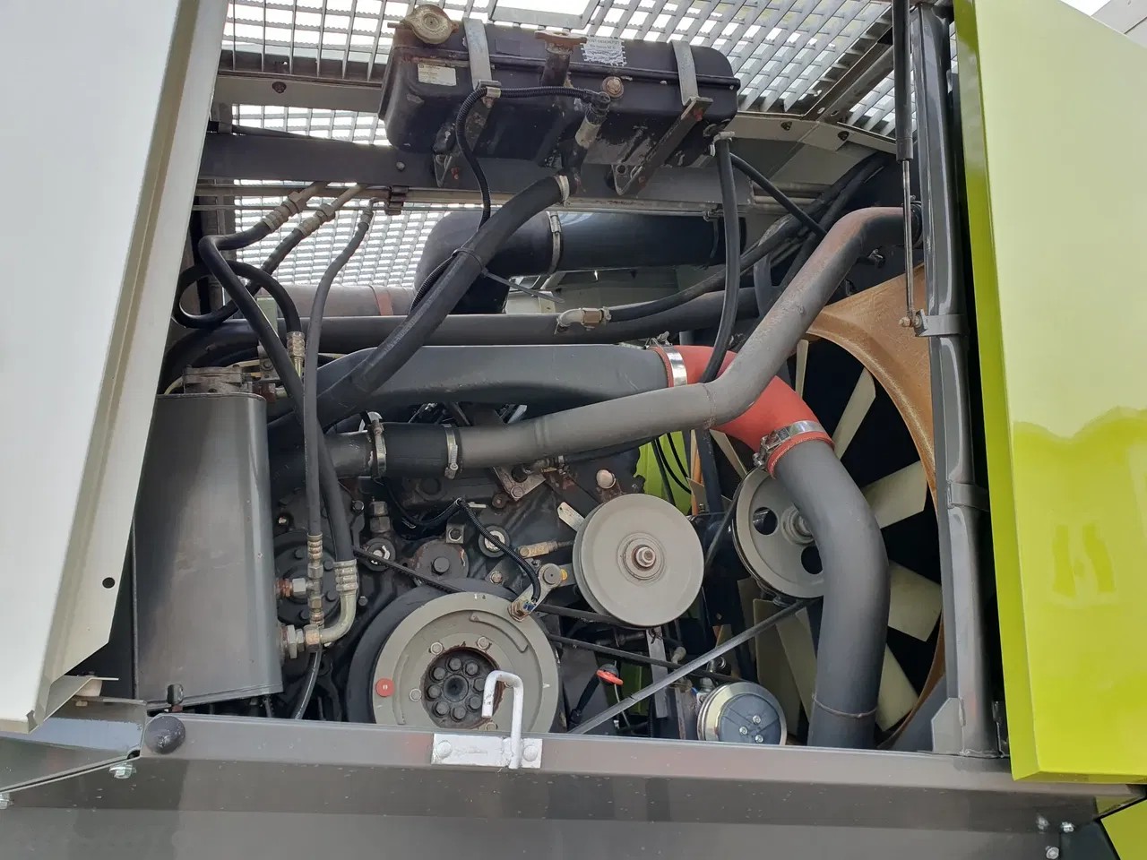 1998 Claas 860, Import Auf Lager in der EU — Foto 16 z 21